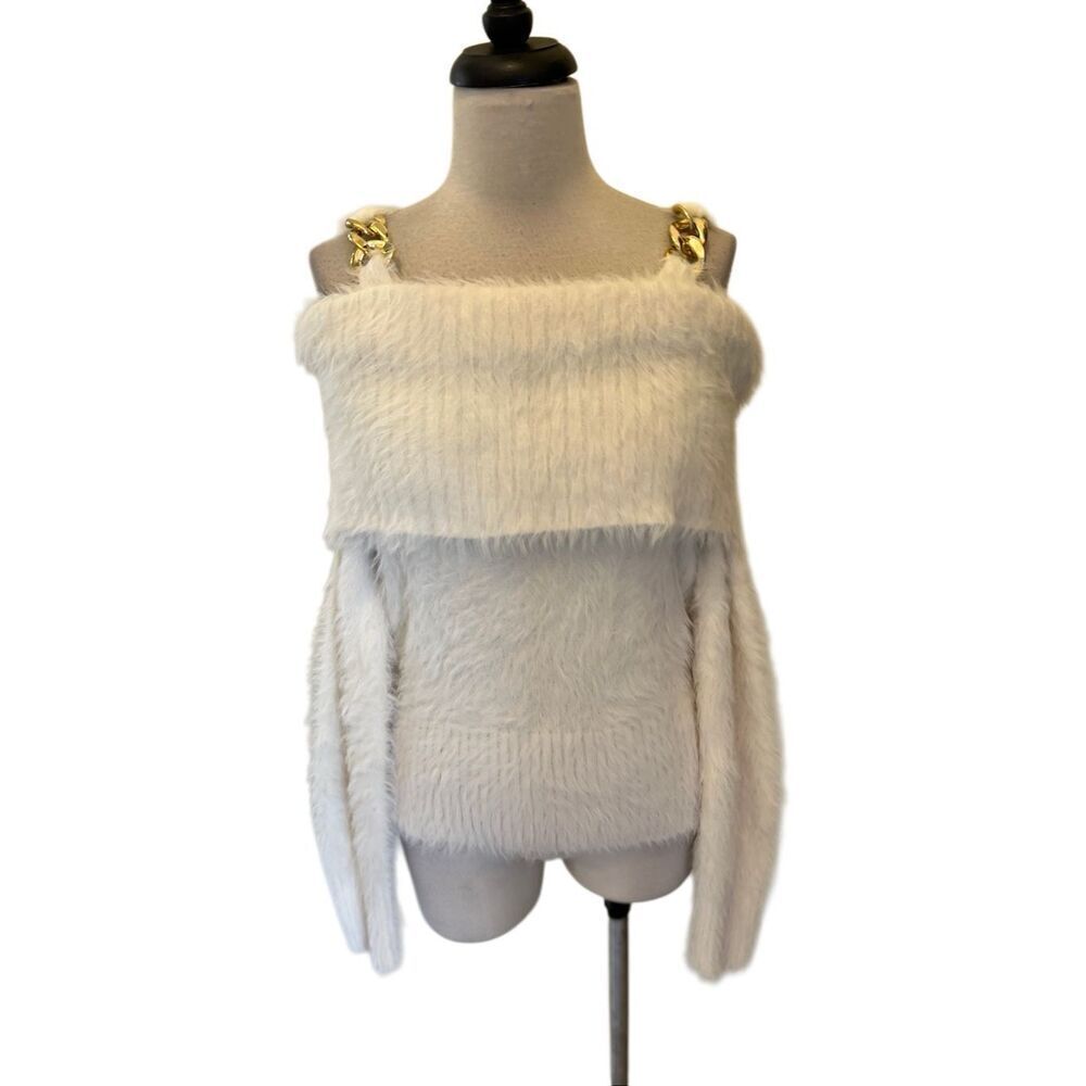 Venus Women's Folded Fuzzy Chain Detail Cold Shoulder Sweater White Medium